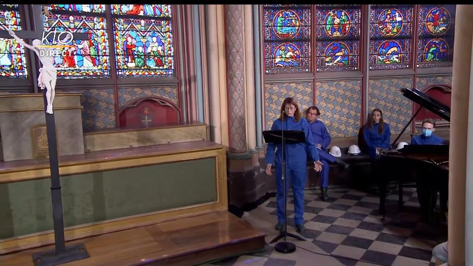 (4) Méditation de Pâques à la cathédrale Notre-Dame de Paris - YouTube - 29 33.jpeg