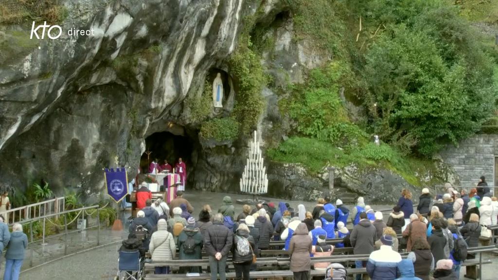 Messe de 10h à Lourdes du 15 décembre 2025