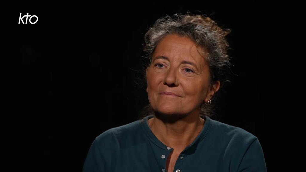 https://www.ktotv.com/video/00462350/frederique-laurens-berge-59-ans-accompagnee-par-linirr