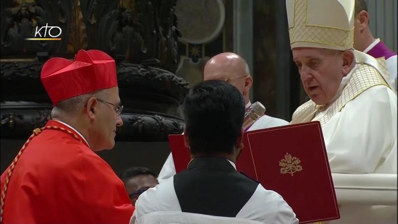 À Rome, consistoire et messe avec les 13 nouveaux cardinaux