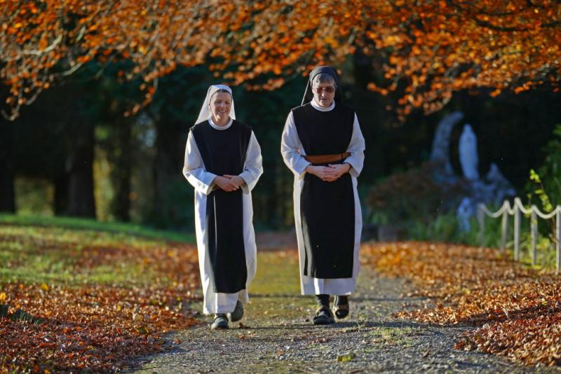 L'école de l'amour, avec des religieuses en Irlande
