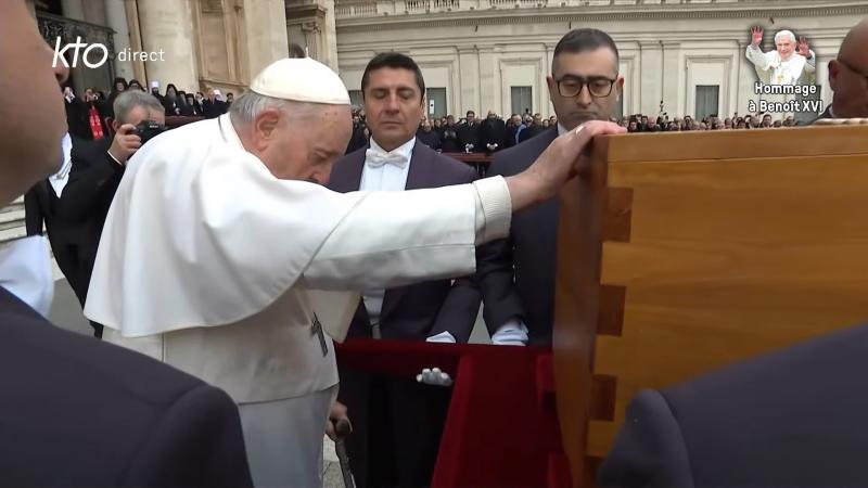 L'À-Dieu à Benoît XVI : un magazine exceptionnel pour revivre l'intensité de ces jours inédits