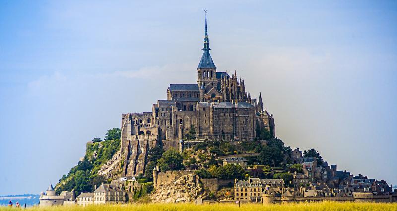 L'abbatiale du Mont-Saint-Michel célèbre son millénaire