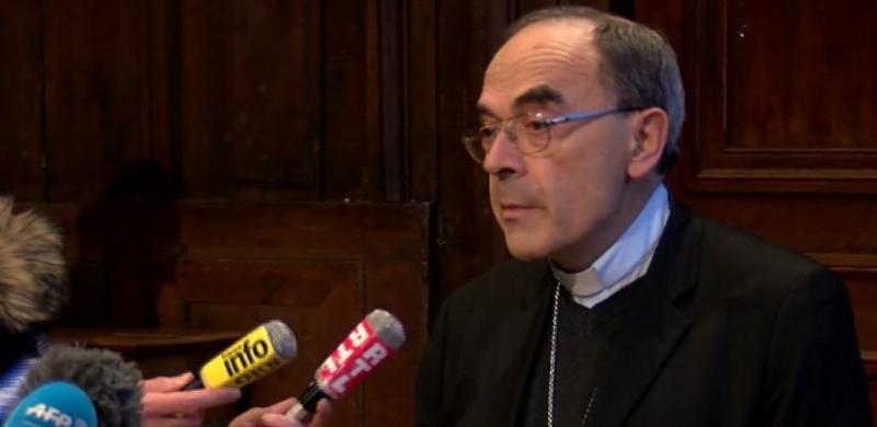 Relaxé, le cardinal Barbarin va remettre sa démission au pape