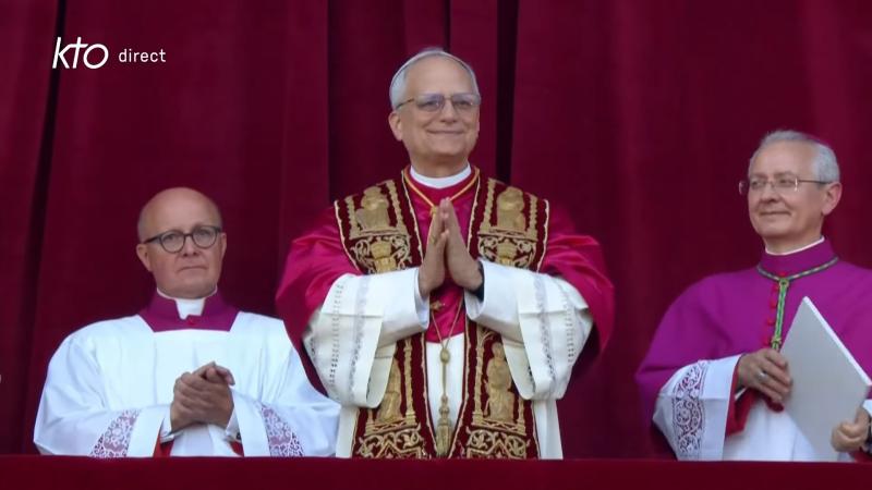Pape Léon XIV, les premiers pas