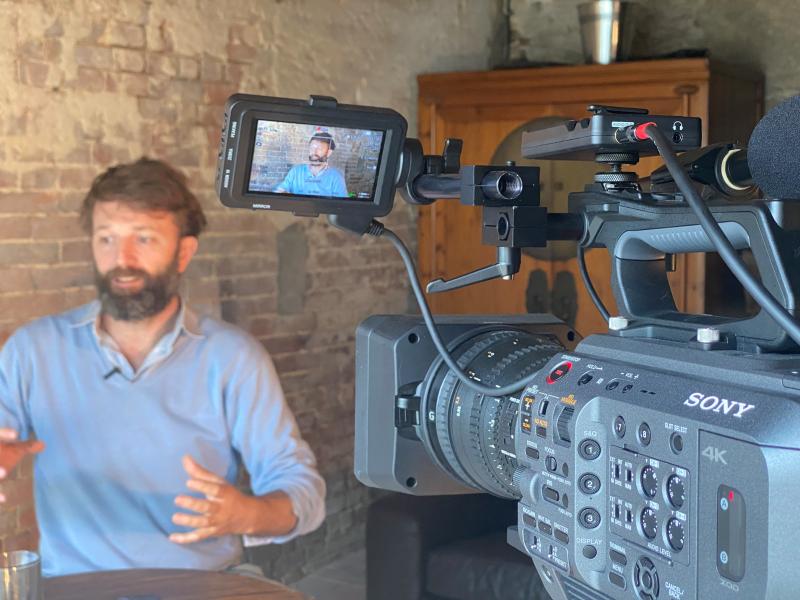 5 Minutes pour vous dire...