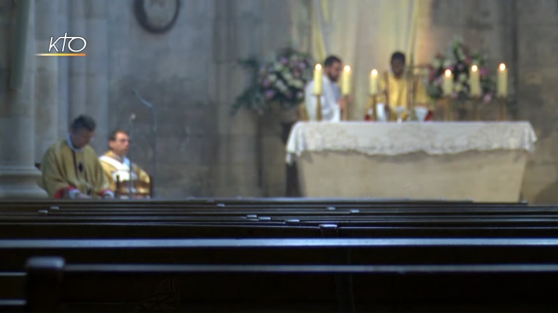 Reprise des célébrations religieuses avec les fidèles